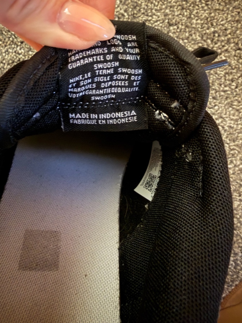 Nike Black and White Low-Top Dunk Sneakers - Picture 11 of 12